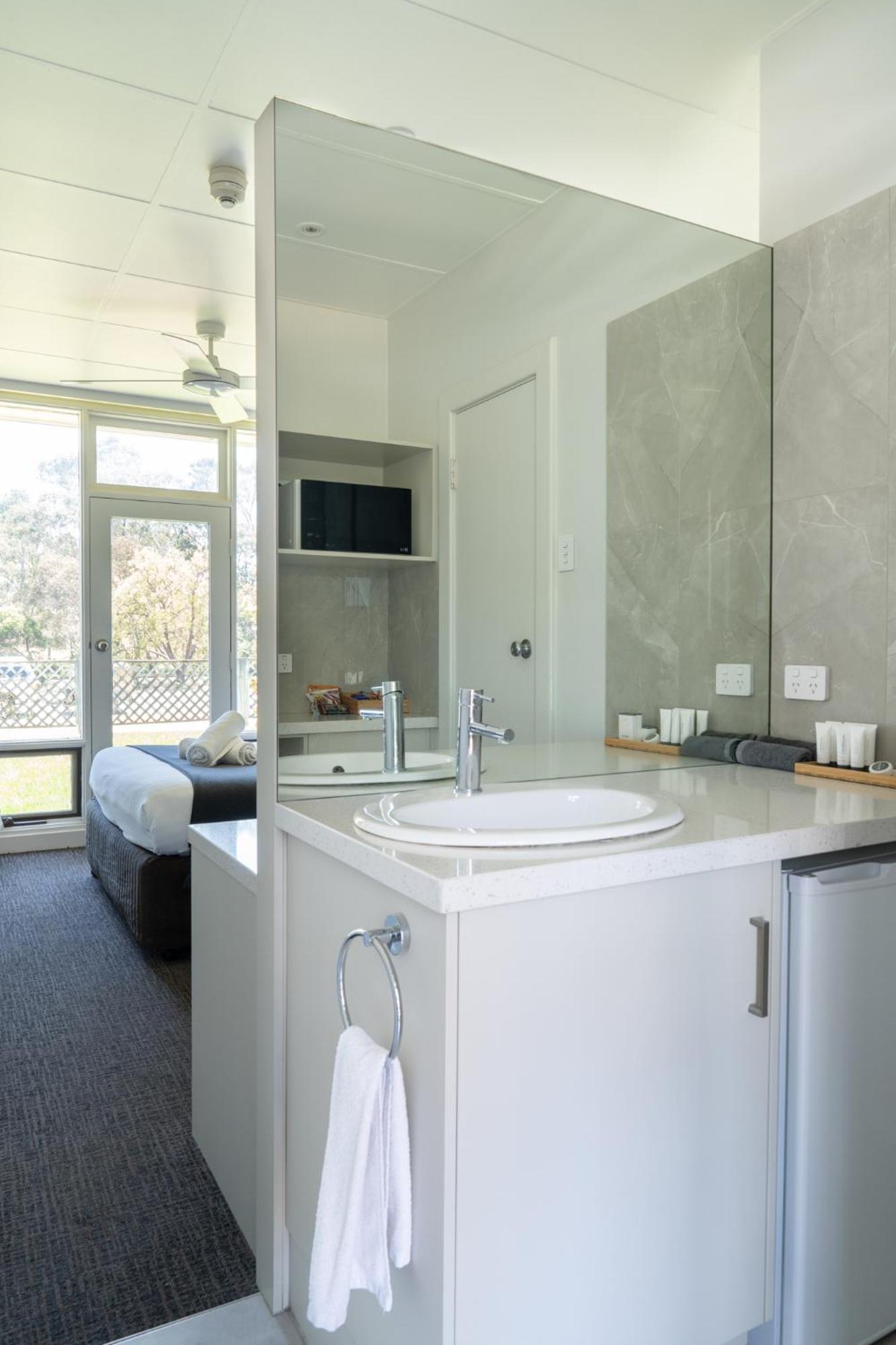 Naracoorte Hotel Motel Extérieur photo