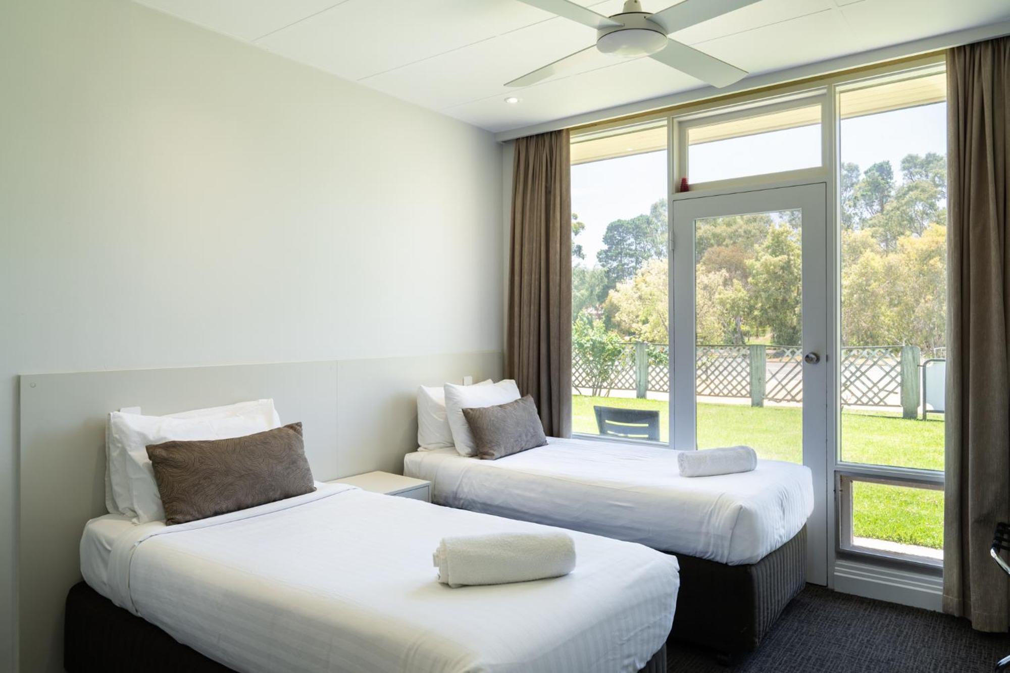 Naracoorte Hotel Motel Extérieur photo